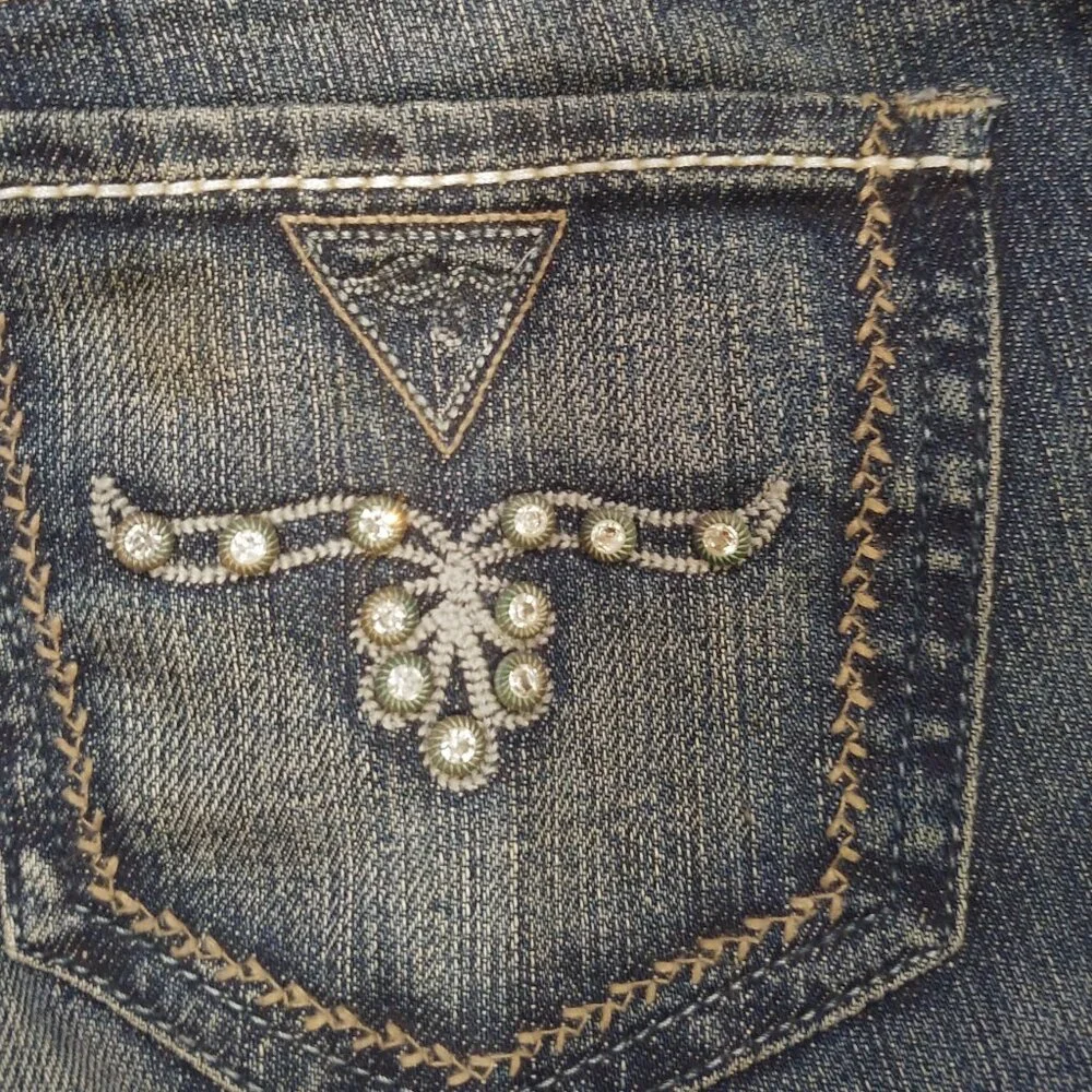 Vintage Guess Premium dark washed low rise flared jeans size 26 Made in USA - Picture 14 of 16